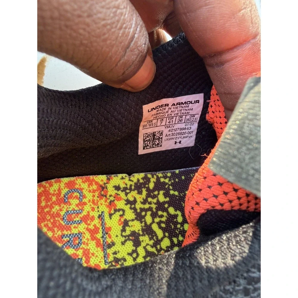 Under Armour product pair